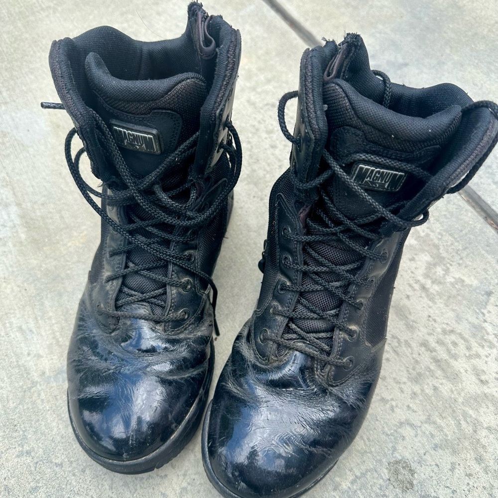 MAGNUM MEN’S WORK BOOTS